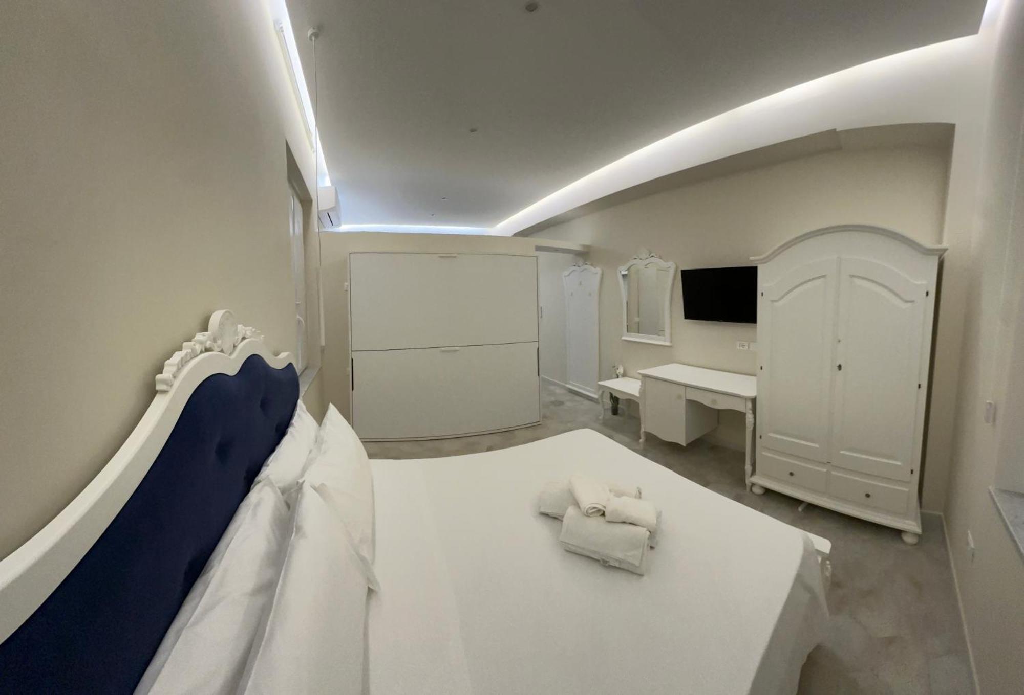 Karol Room&Apartment Tropea Kültér fotó